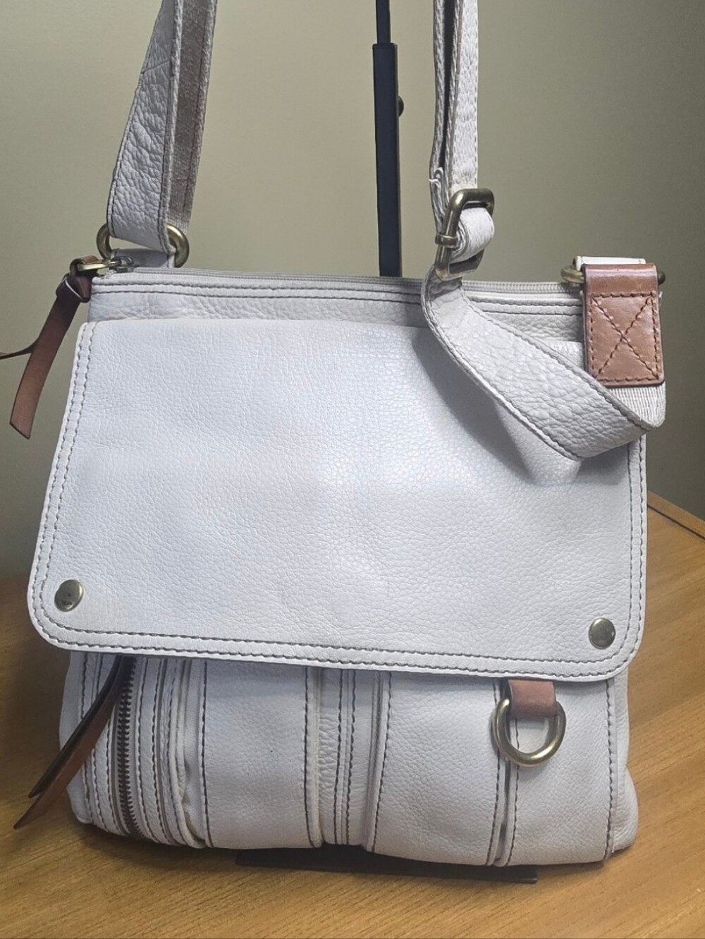 Fossil Morgan Traveler Cream Leather Crossbody Messenger Bag